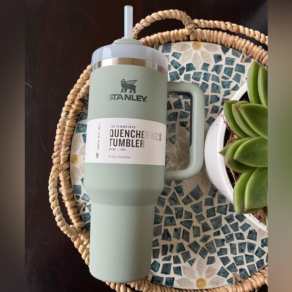 Stanley Dining Stanley Bay Leaf The Quencher H2 Flowstate Tumbler
